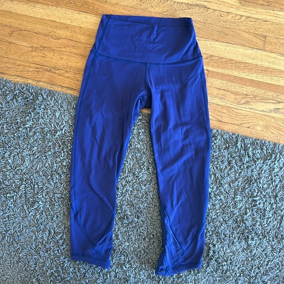 Lululemon Cropped Leggings with Sheer Bottom Size 6 - Picture 1 of 9